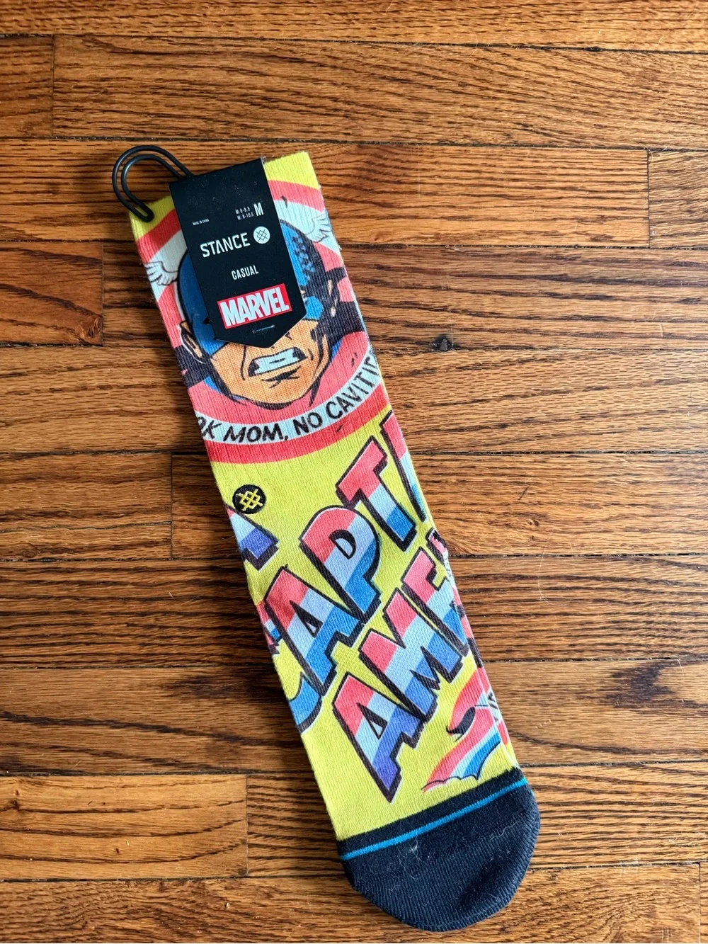 Marvel Men’s Captain America Yellow Graphic Socks by Stance